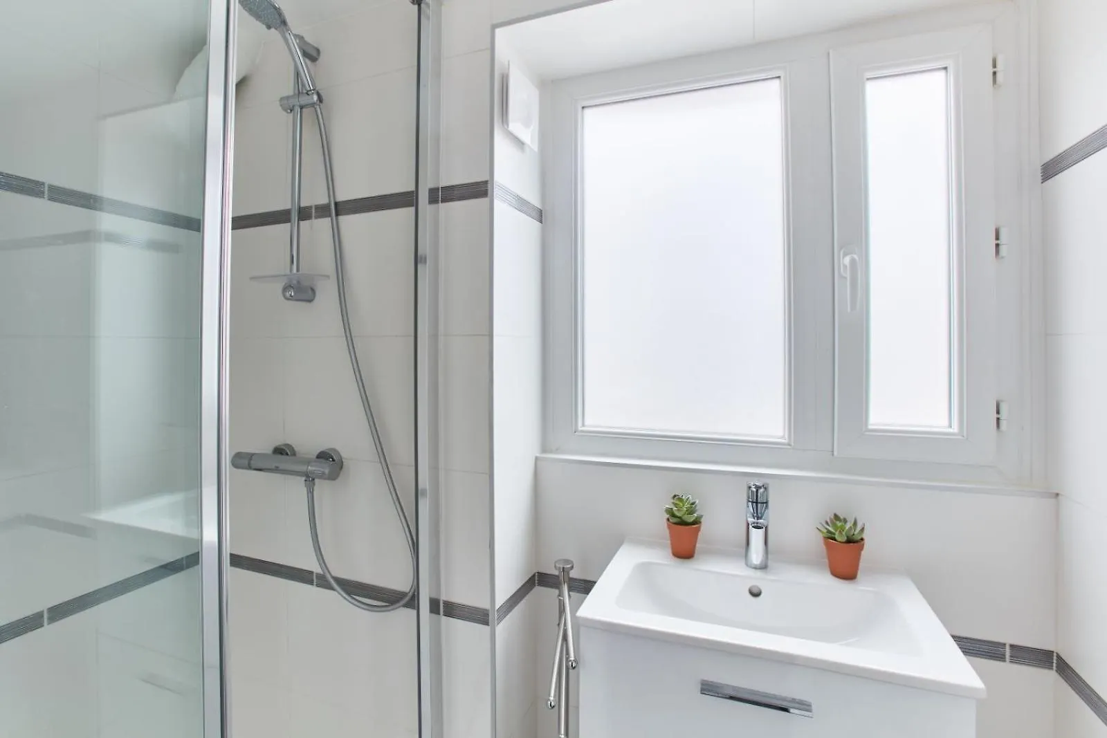 Cosy Montmartre 2br *